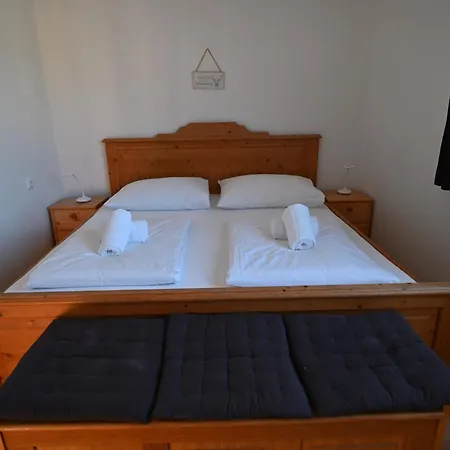 Haus 3 16 - Lowbudget